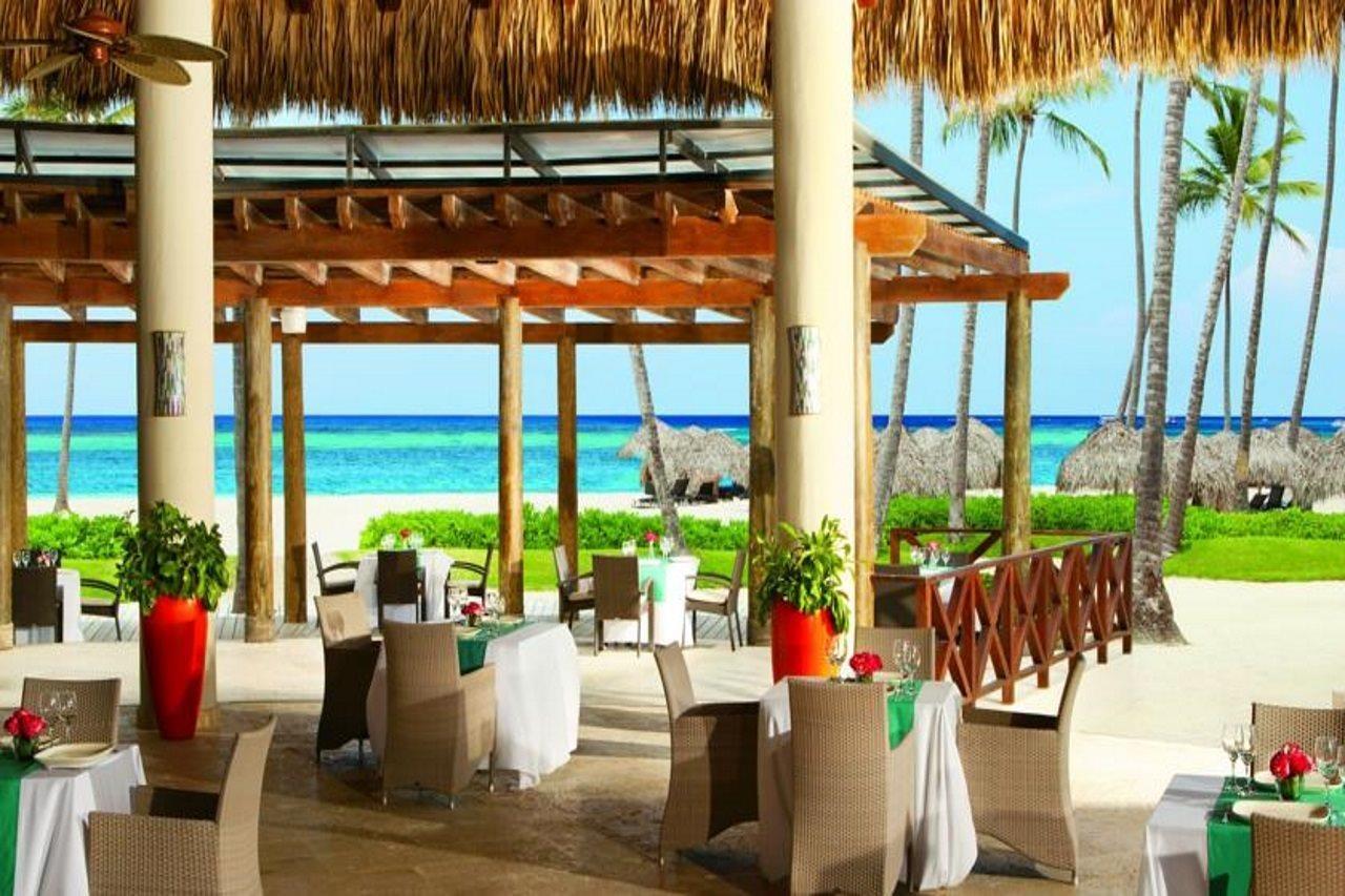 Dreams Royal Beach Punta Cana (Adults Only) Hotel Exterior photo