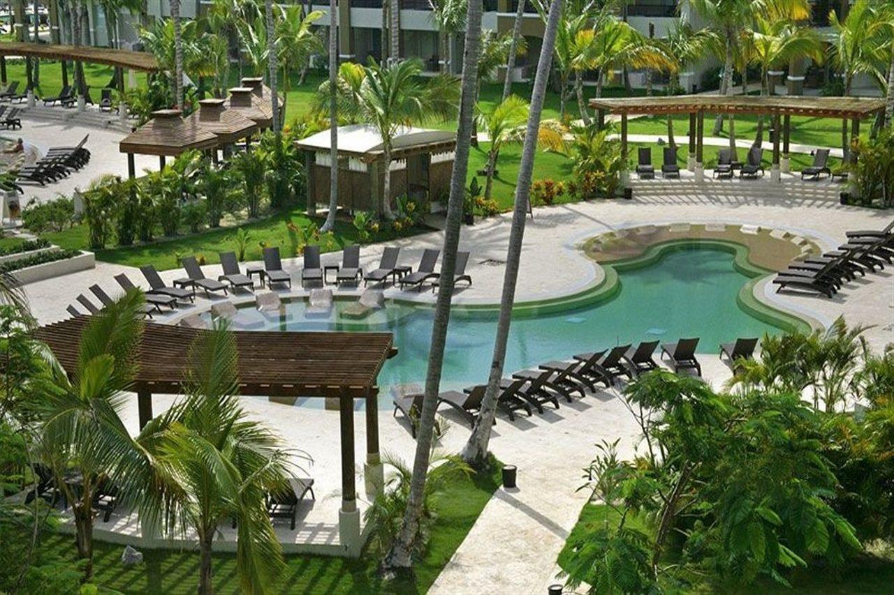 Dreams Royal Beach Punta Cana (Adults Only) Hotel Exterior photo