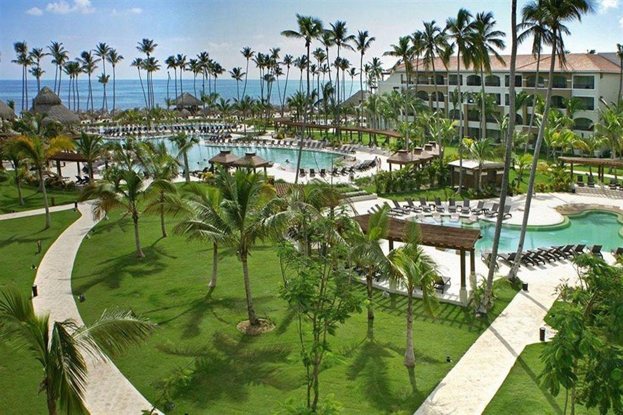 Dreams Royal Beach Punta Cana (Adults Only) Hotel Exterior photo